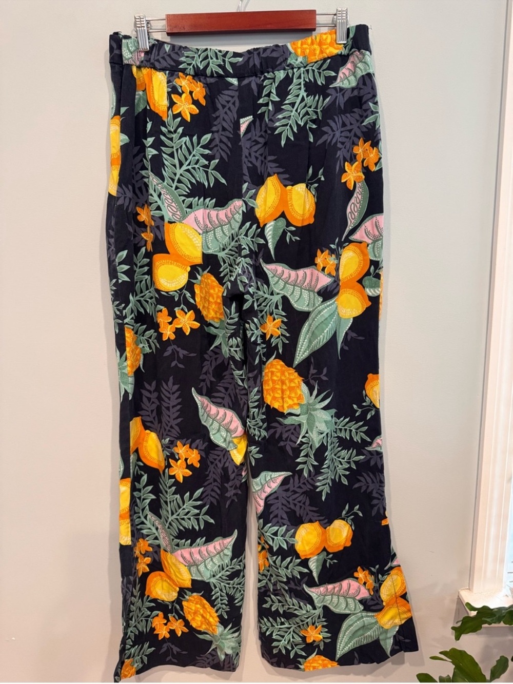 Maeve x Anthropologie Navy Wide-Leg Tropical Escape Print Pants - Picture 6 of 11
